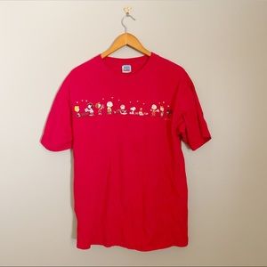 Peanuts graphic tee 🐞